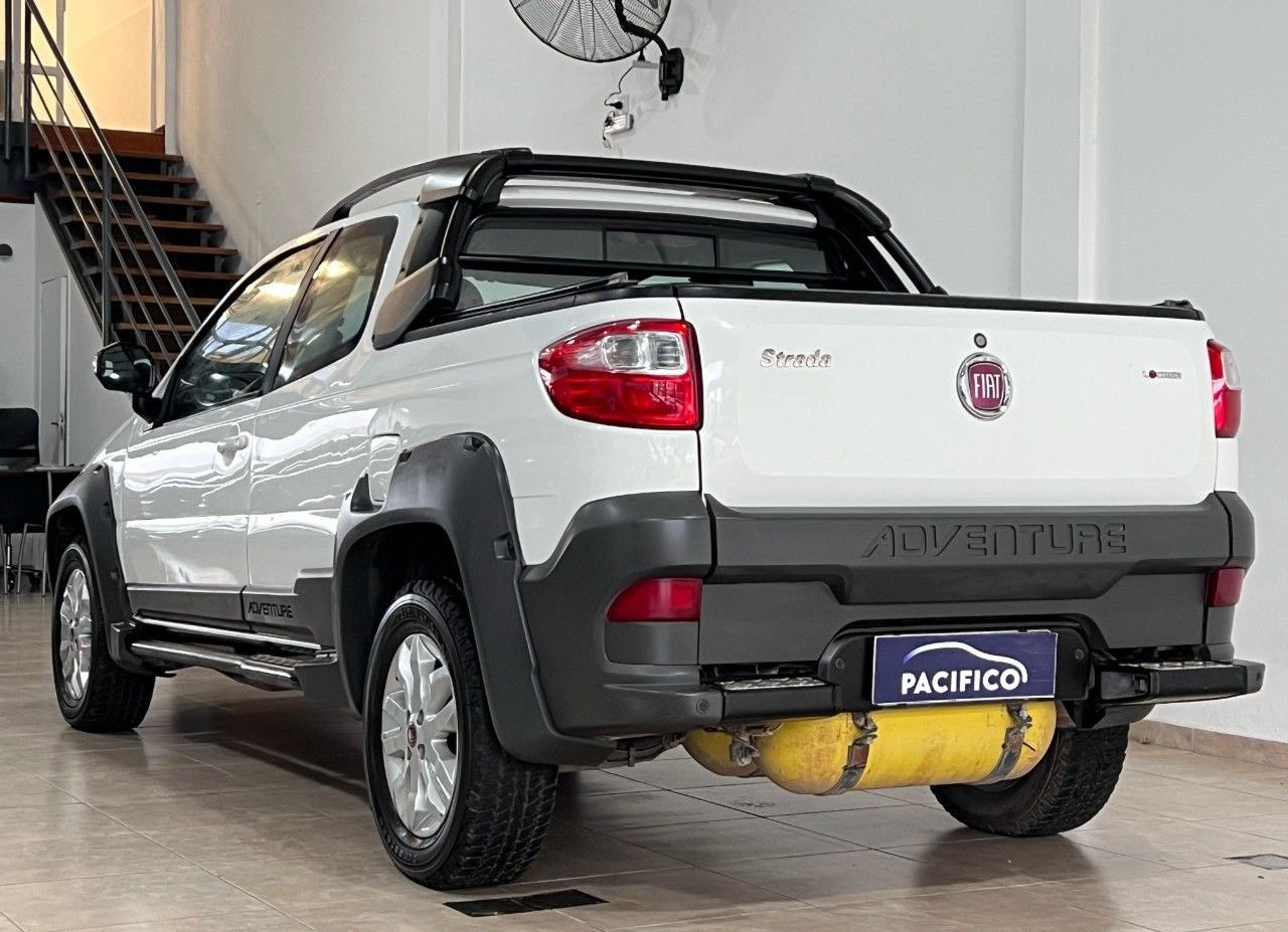 Fiat Strada Usada Financiado en Córdoba, deRuedas
