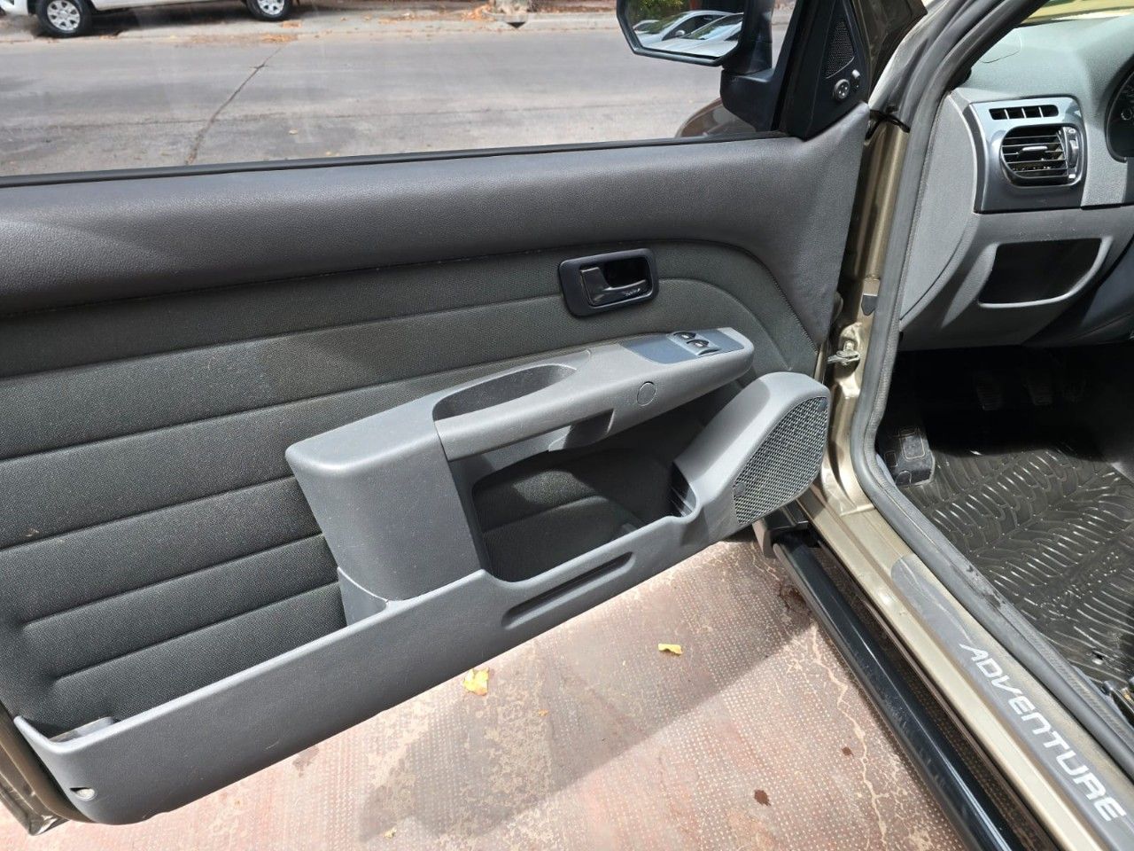 Fiat Strada Usada en Mendoza, deRuedas