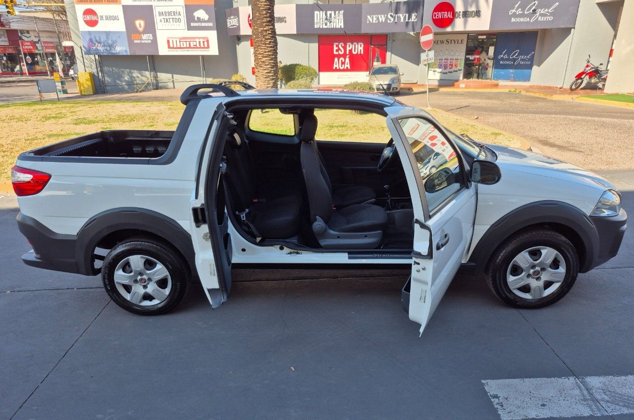Fiat Strada Usada Financiado en Mendoza, deRuedas