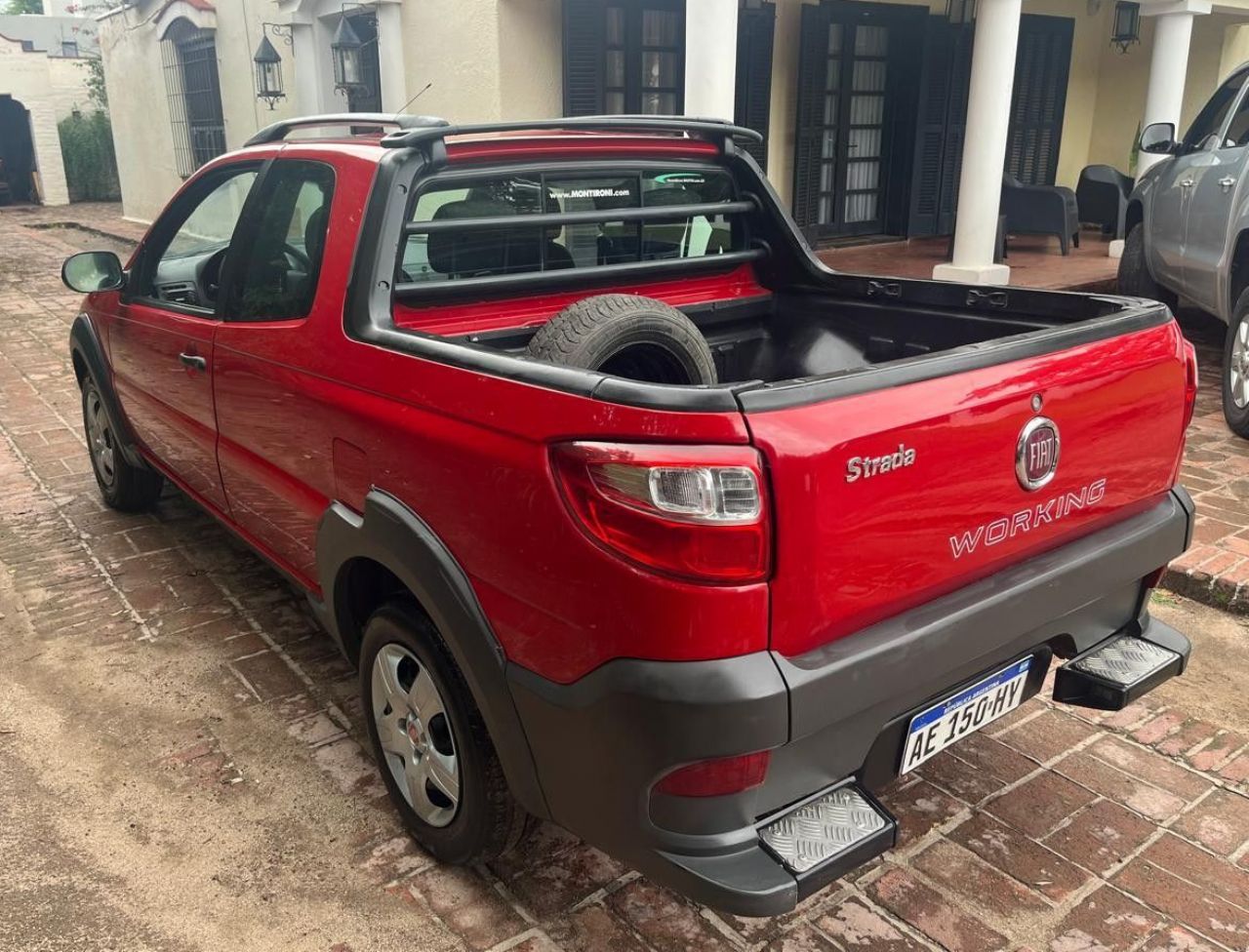 Fiat Strada Usada Financiado en Córdoba, deRuedas