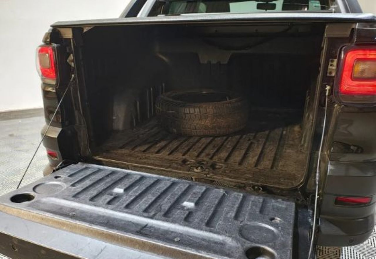 Fiat Strada Usada en Córdoba, deRuedas