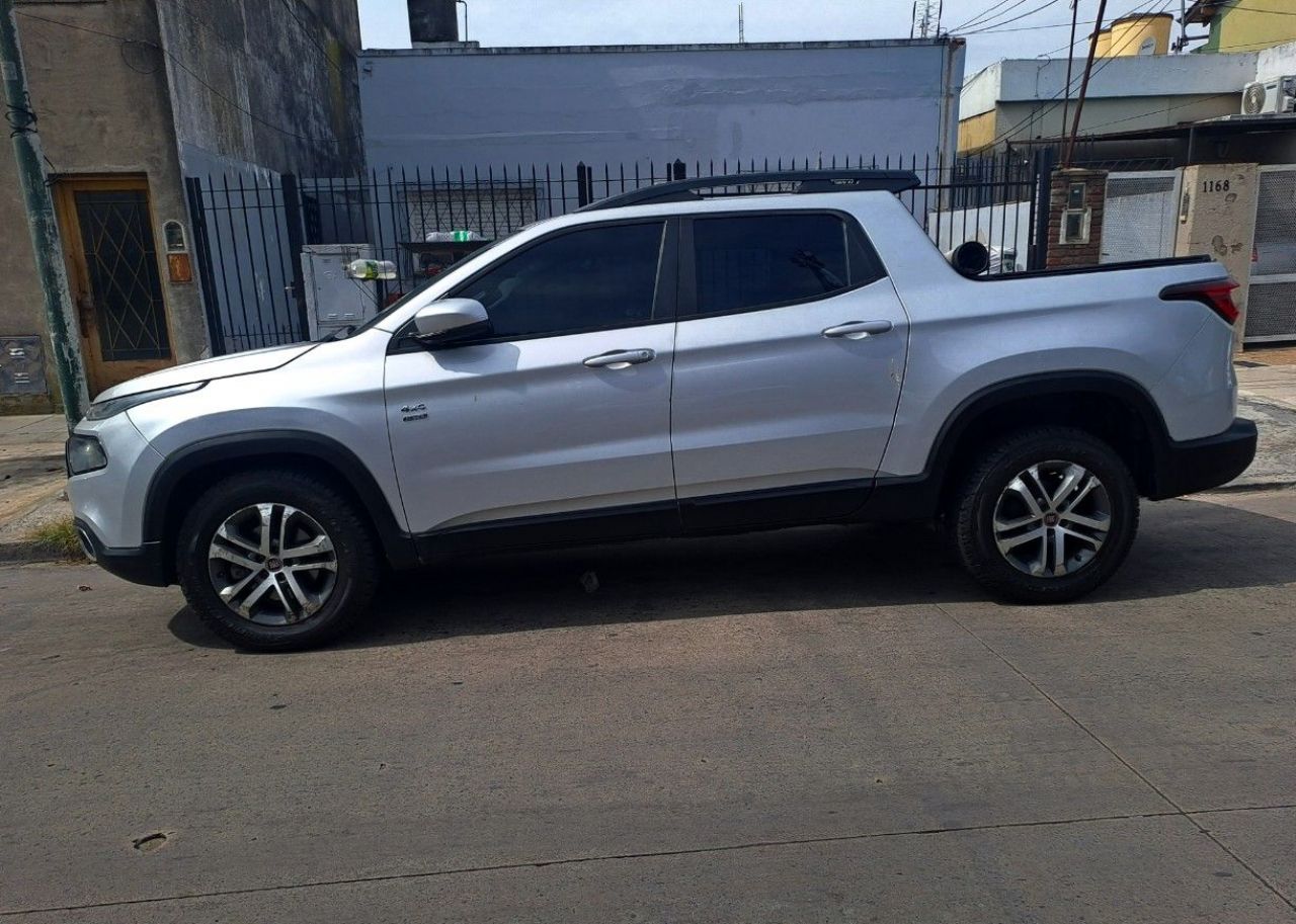 Fiat Toro Usada en Buenos Aires, deRuedas