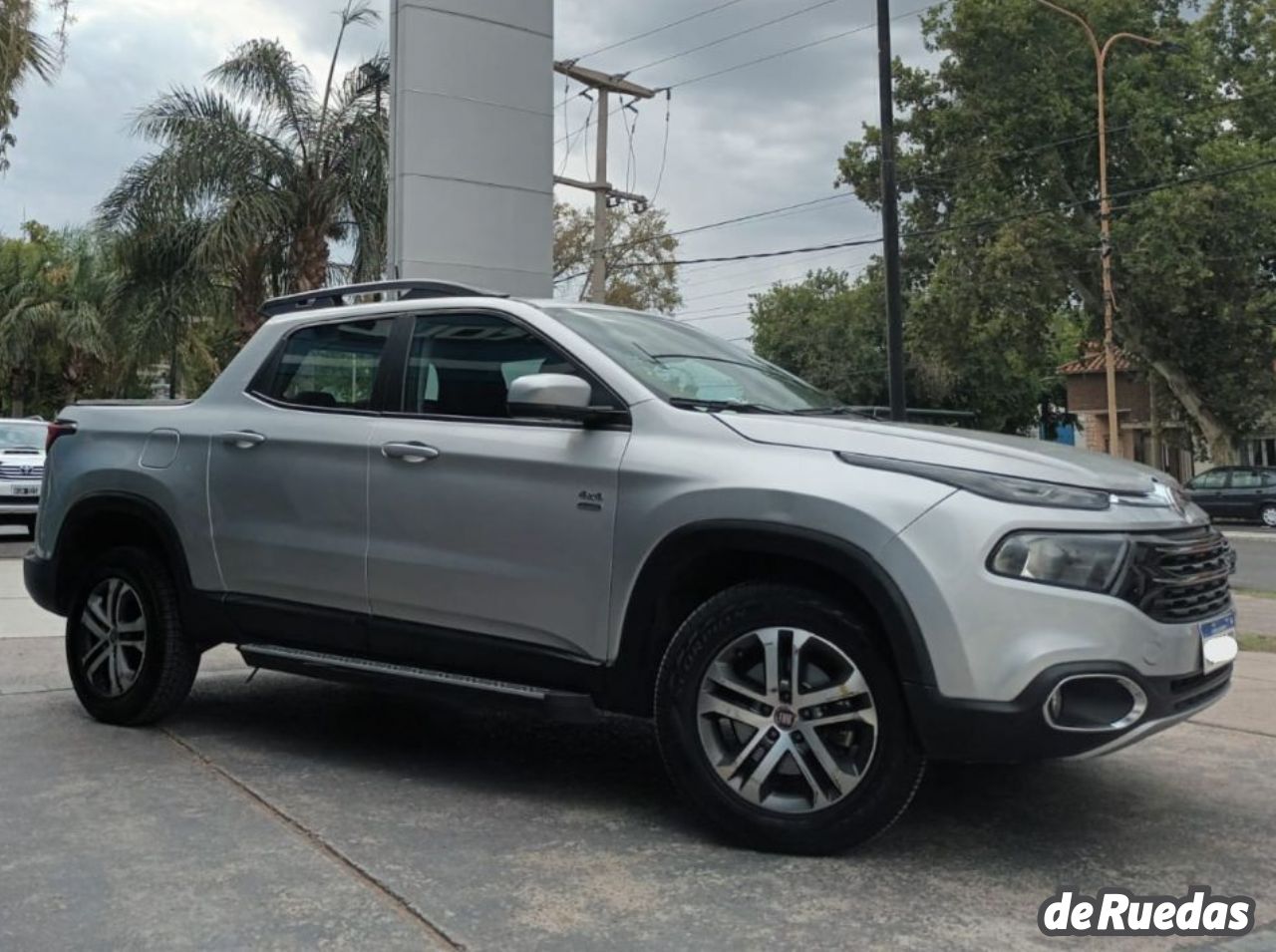 Fiat Toro Usada en San Juan, deRuedas