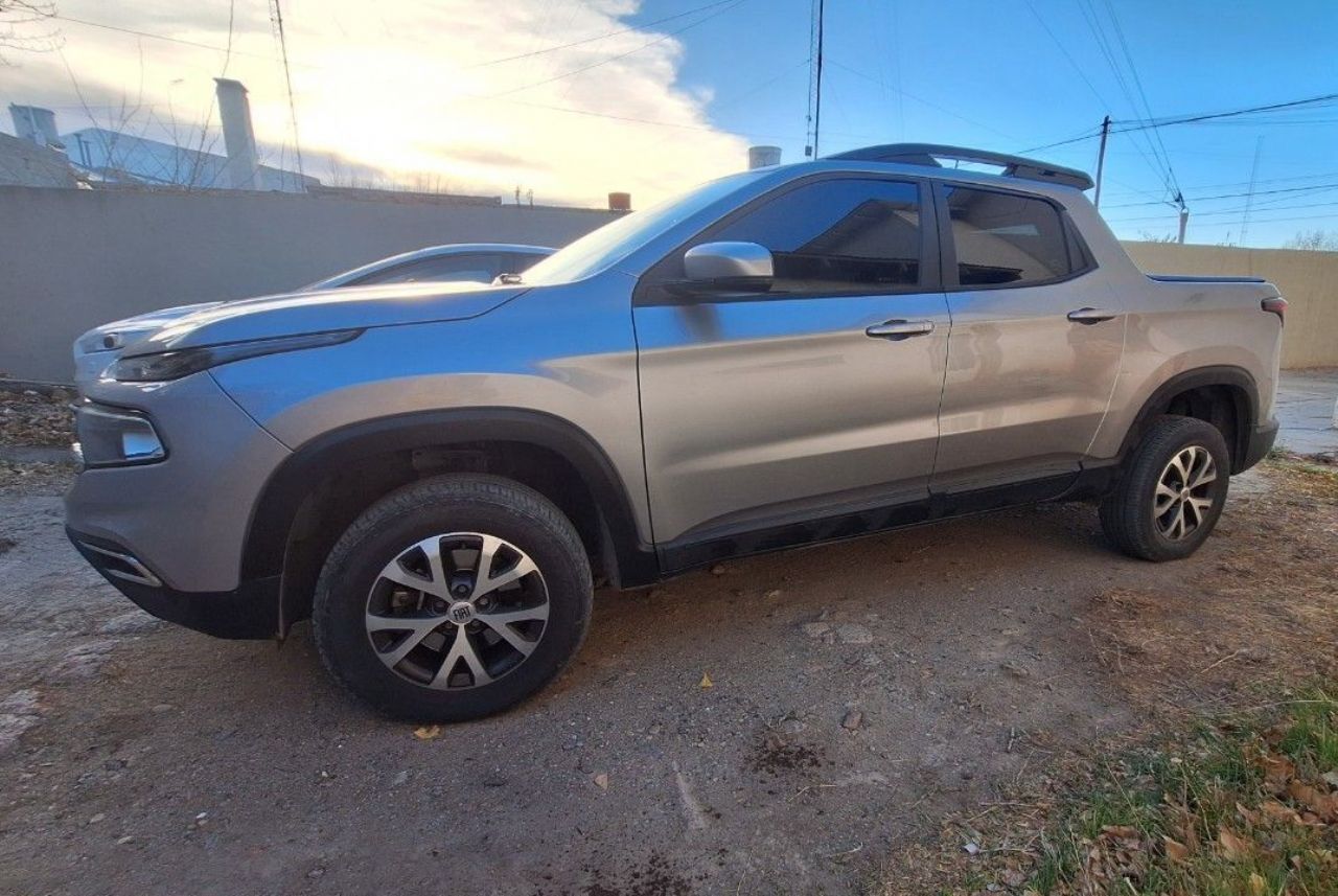 Fiat Toro Usada en Neuquén, deRuedas