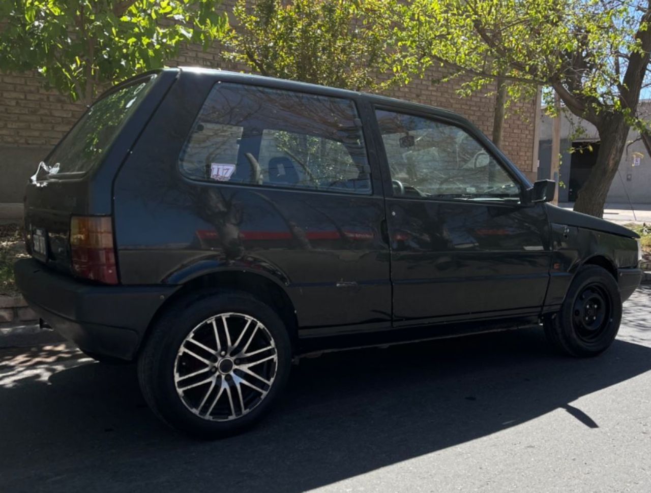 Fiat Uno Usado en Mendoza, deRuedas