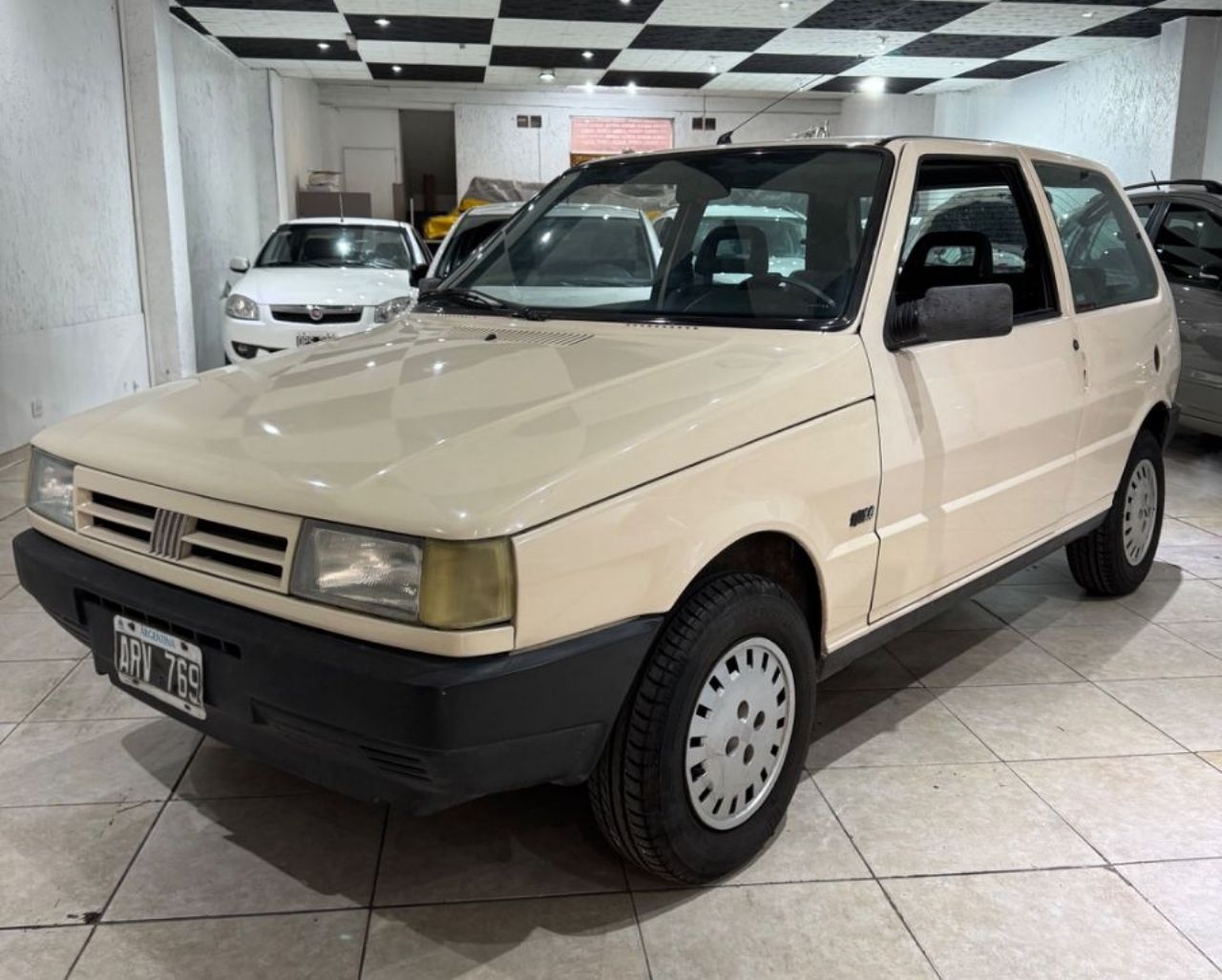 Fiat Uno Usado en Mendoza, deRuedas
