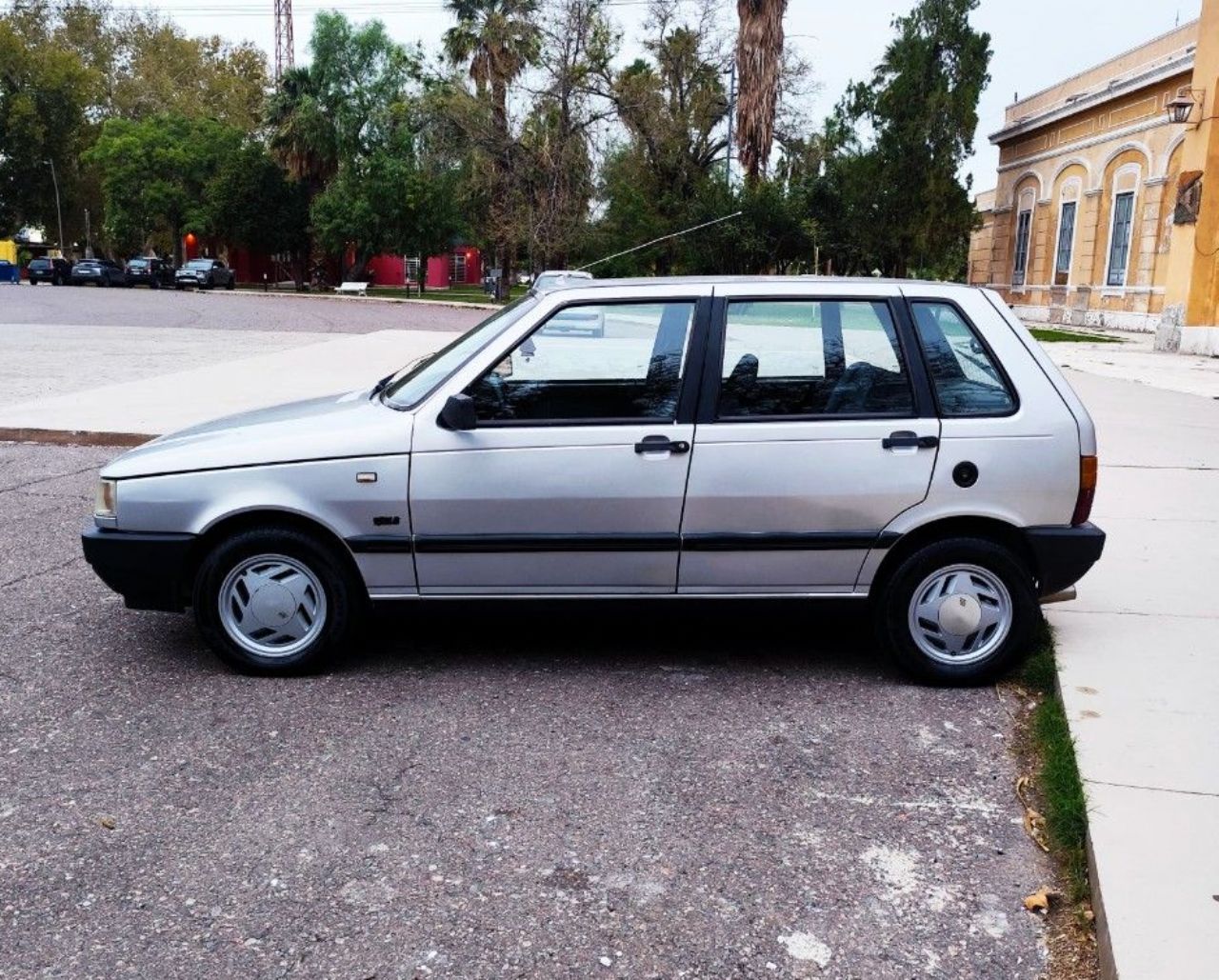 Fiat Uno Usado en San Juan, deRuedas
