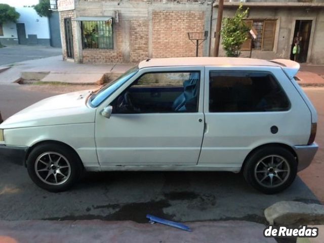 Fiat Uno Usado en Mendoza, deRuedas