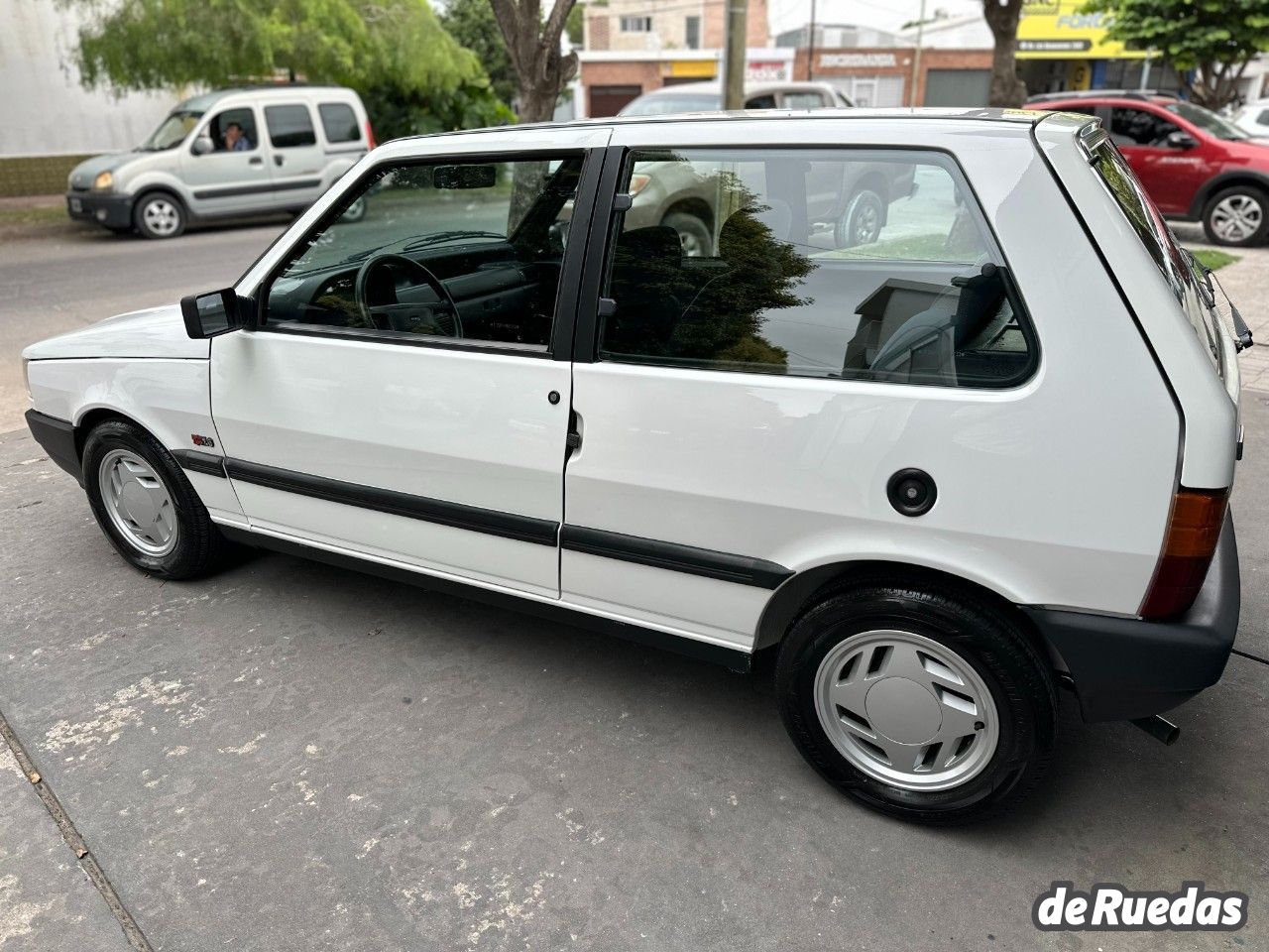 Fiat Uno Usado en Córdoba, deRuedas