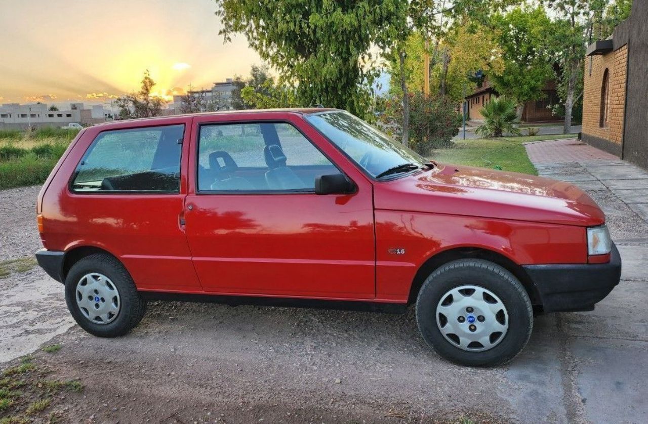 Fiat Uno Usado en Mendoza, deRuedas