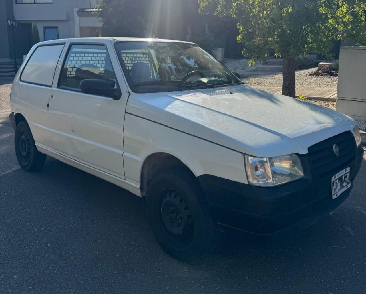Fiat Uno Cargo Usada en Mendoza, deRuedas