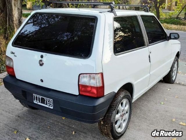 Fiat Uno Cargo Usada en Mendoza, deRuedas