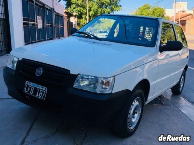 Fiat Uno Cargo Usada en Mendoza, deRuedas