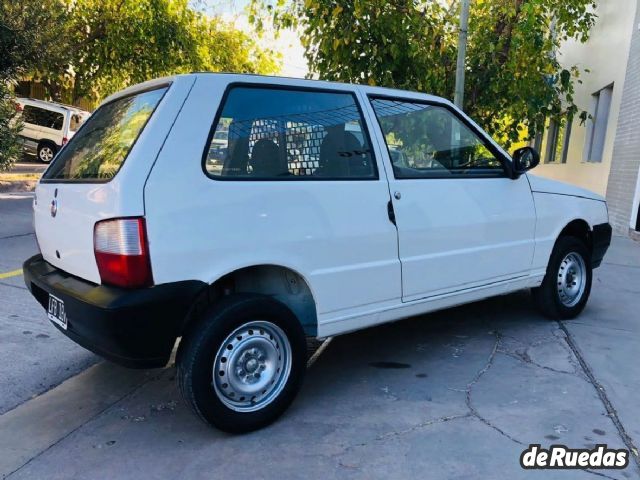 Fiat Uno Cargo Usada en Mendoza, deRuedas