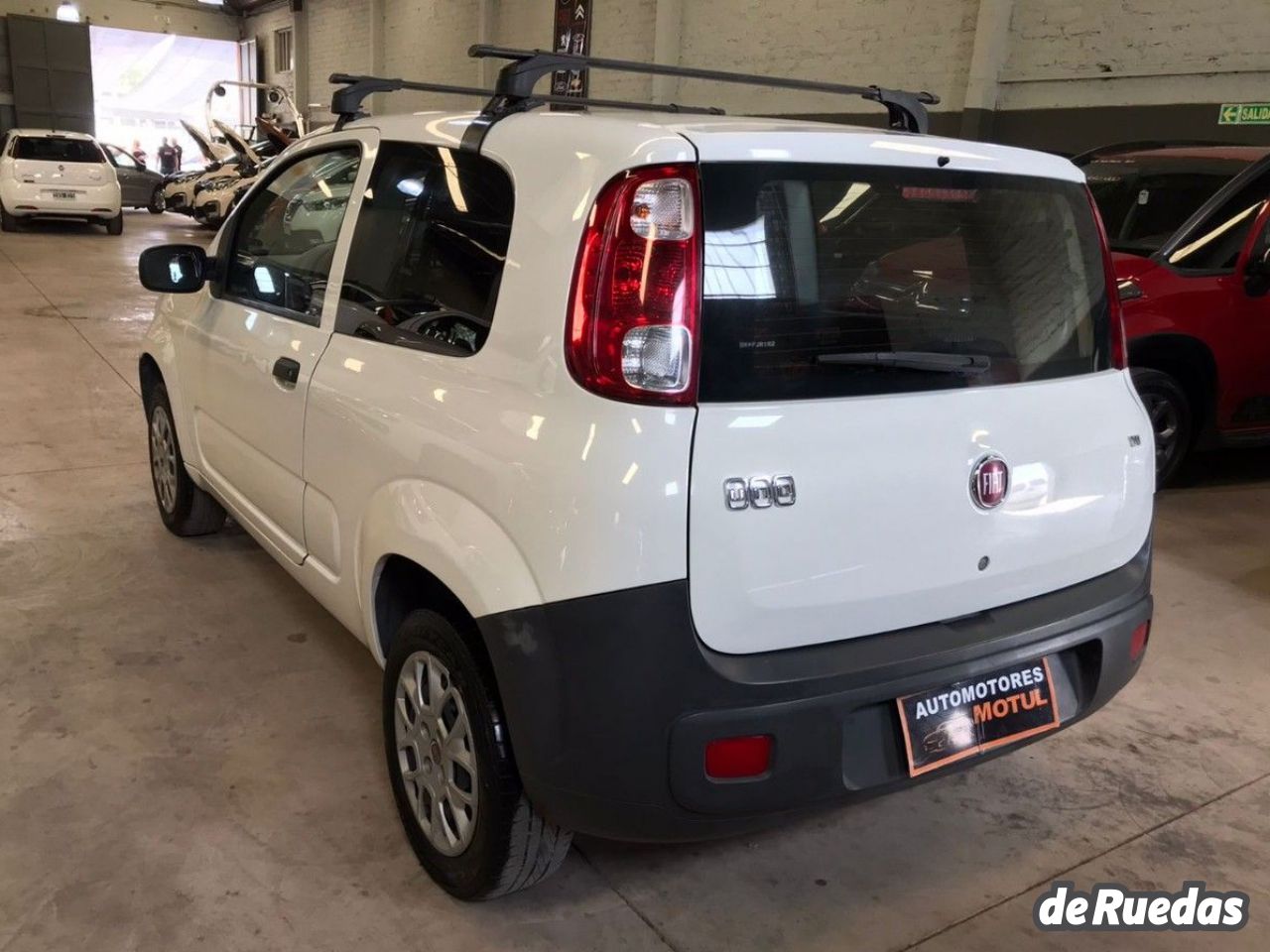 Fiat Uno Cargo Usada en Mendoza, deRuedas