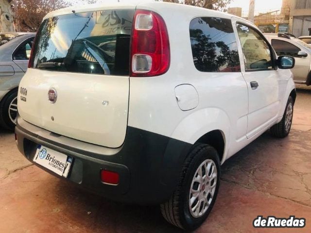 Fiat Uno Cargo Usada en Mendoza, deRuedas