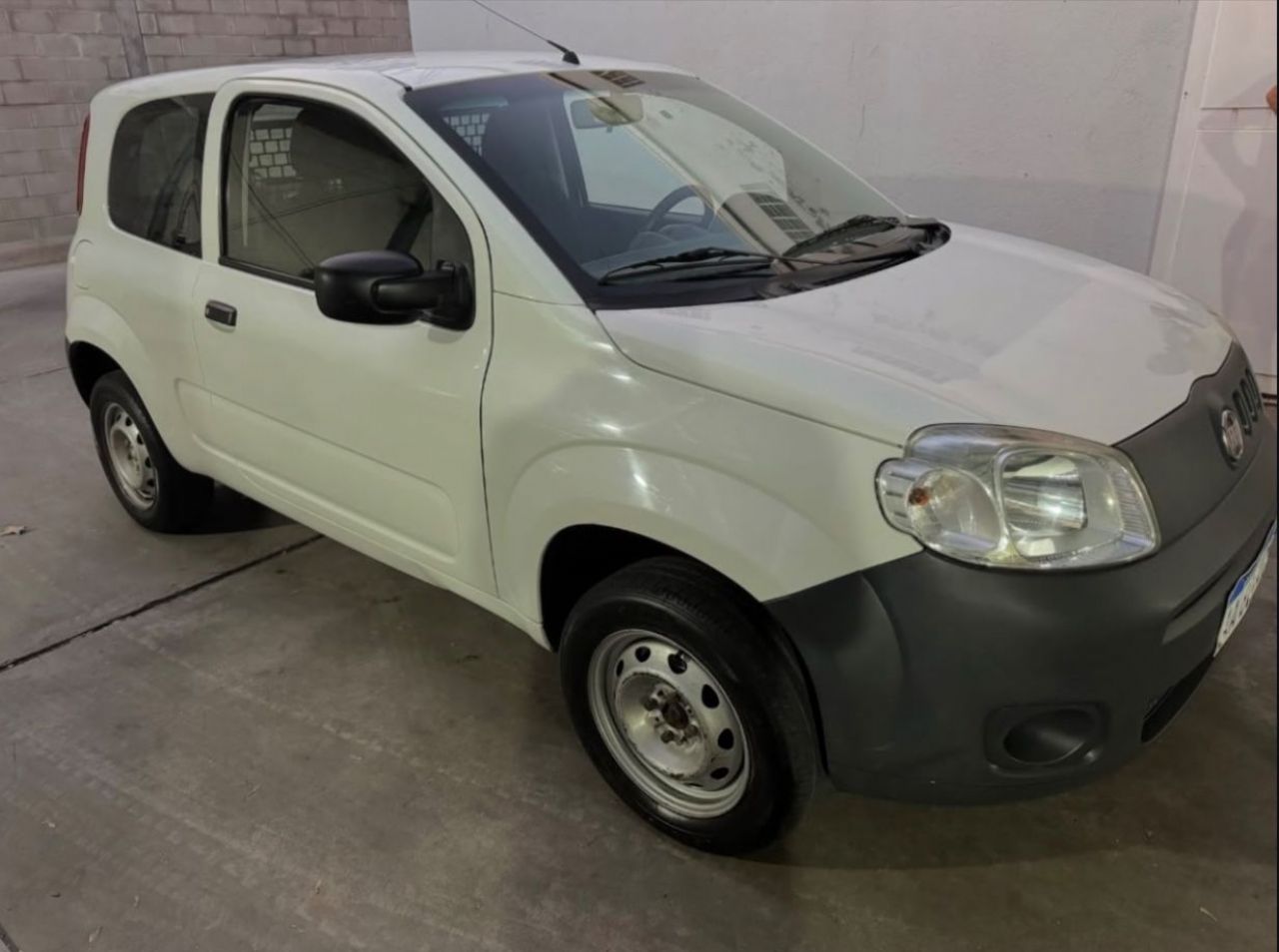 Fiat Uno Cargo Usada en Mendoza, deRuedas