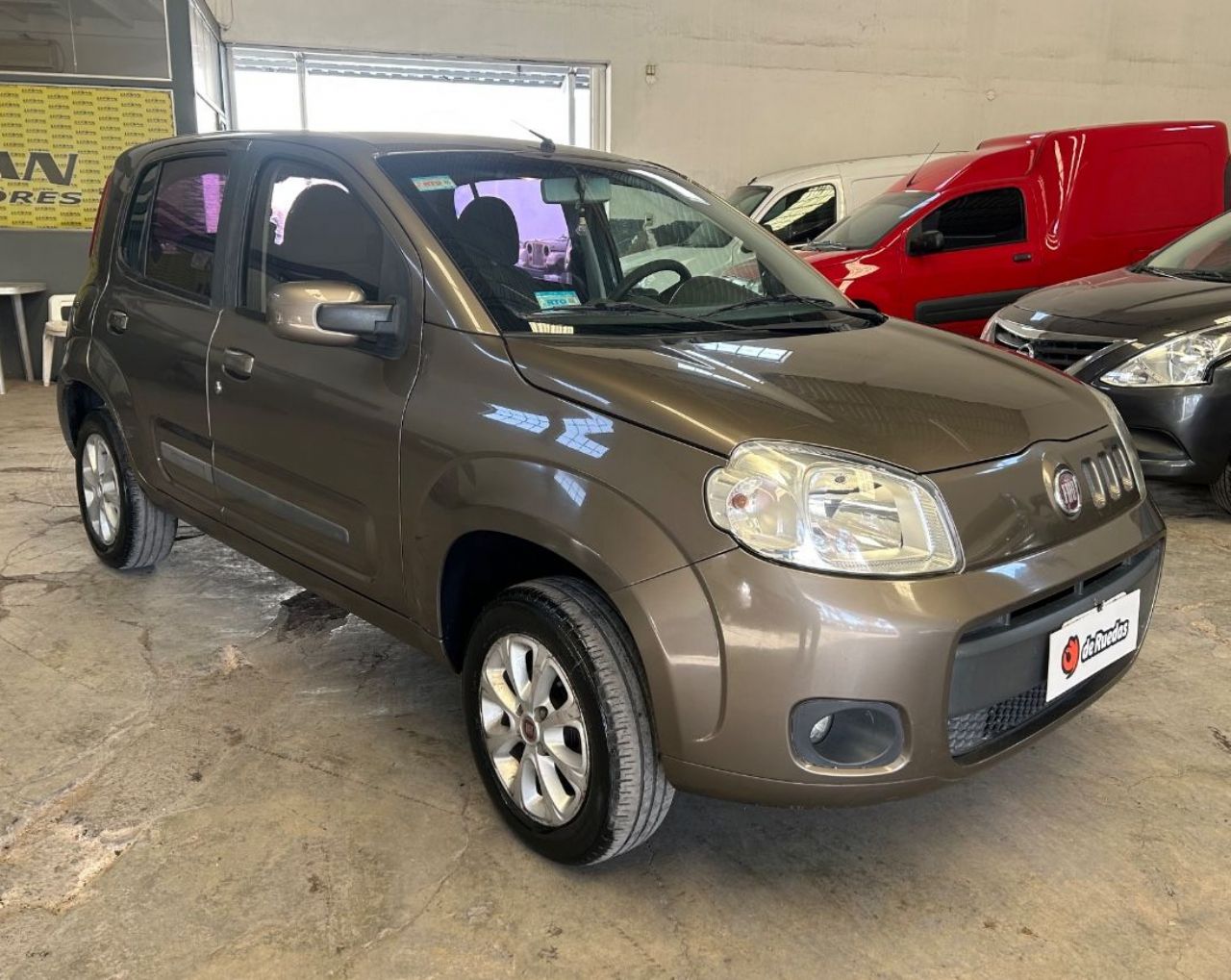 Fiat Uno Evo Usado Financiado en Mendoza, deRuedas