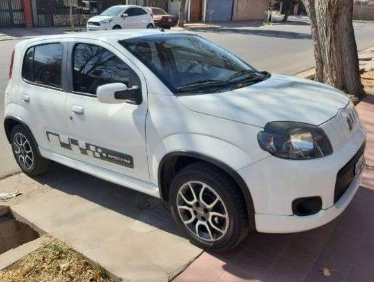 Fiat Uno Evo Usado en Mendoza, deRuedas