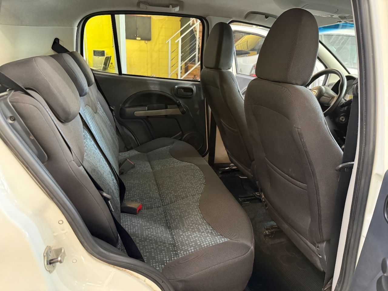 Fiat Uno Evo Usado Financiado en Córdoba, deRuedas