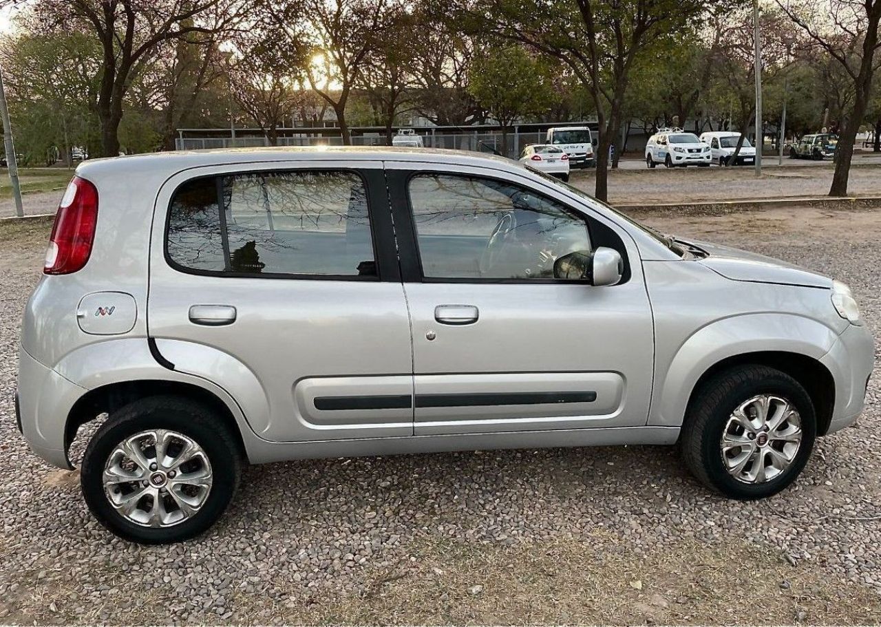 Fiat Uno Evo Usado en Córdoba, deRuedas