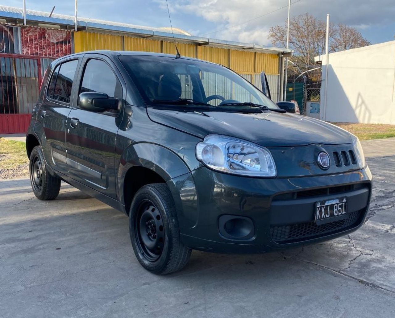 Fiat Uno Evo Usado Financiado en Mendoza, deRuedas