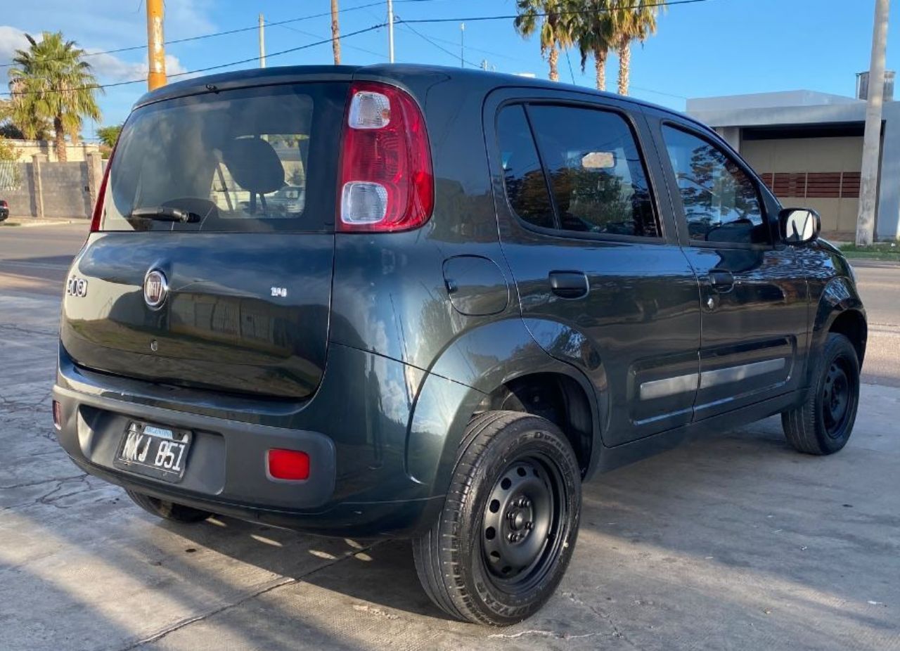 Fiat Uno Evo Usado Financiado en Mendoza, deRuedas