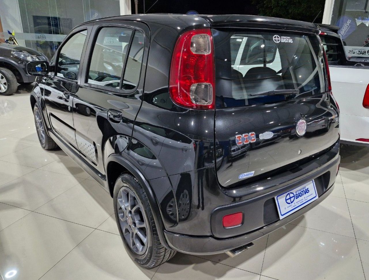 Fiat Uno Evo Usado Financiado en Mendoza, deRuedas