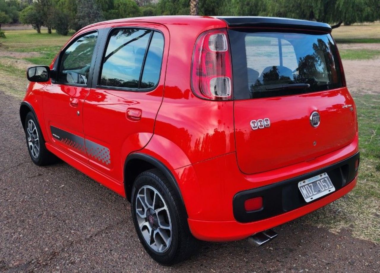Fiat Uno Evo Usado Financiado en Mendoza, deRuedas