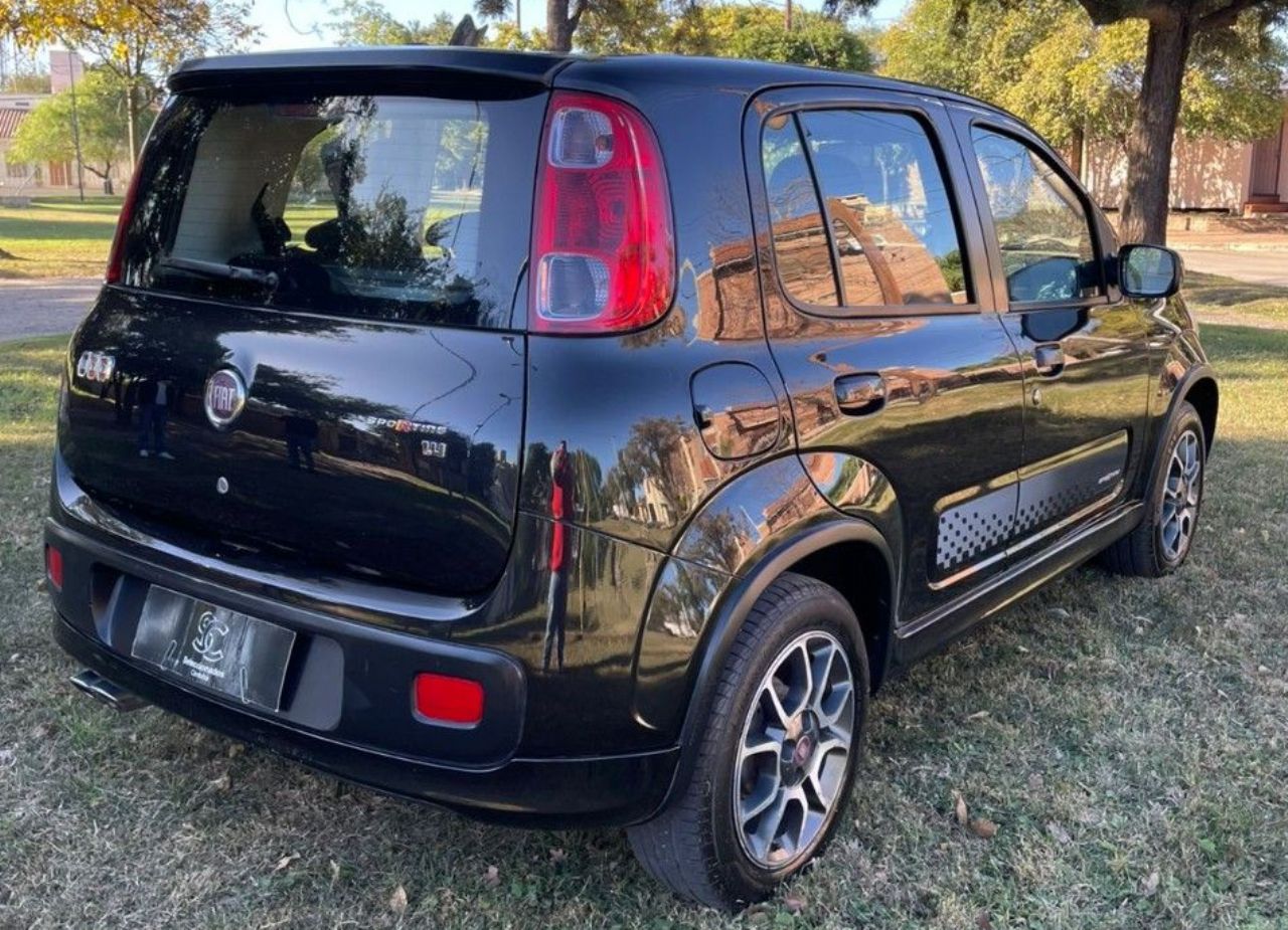 Fiat Uno Evo Usado Financiado en Córdoba, deRuedas