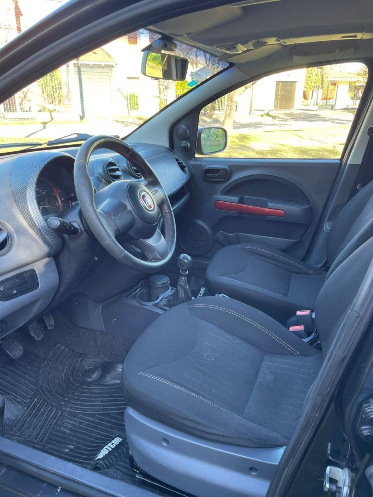 Fiat Uno Evo Usado en Córdoba, deRuedas