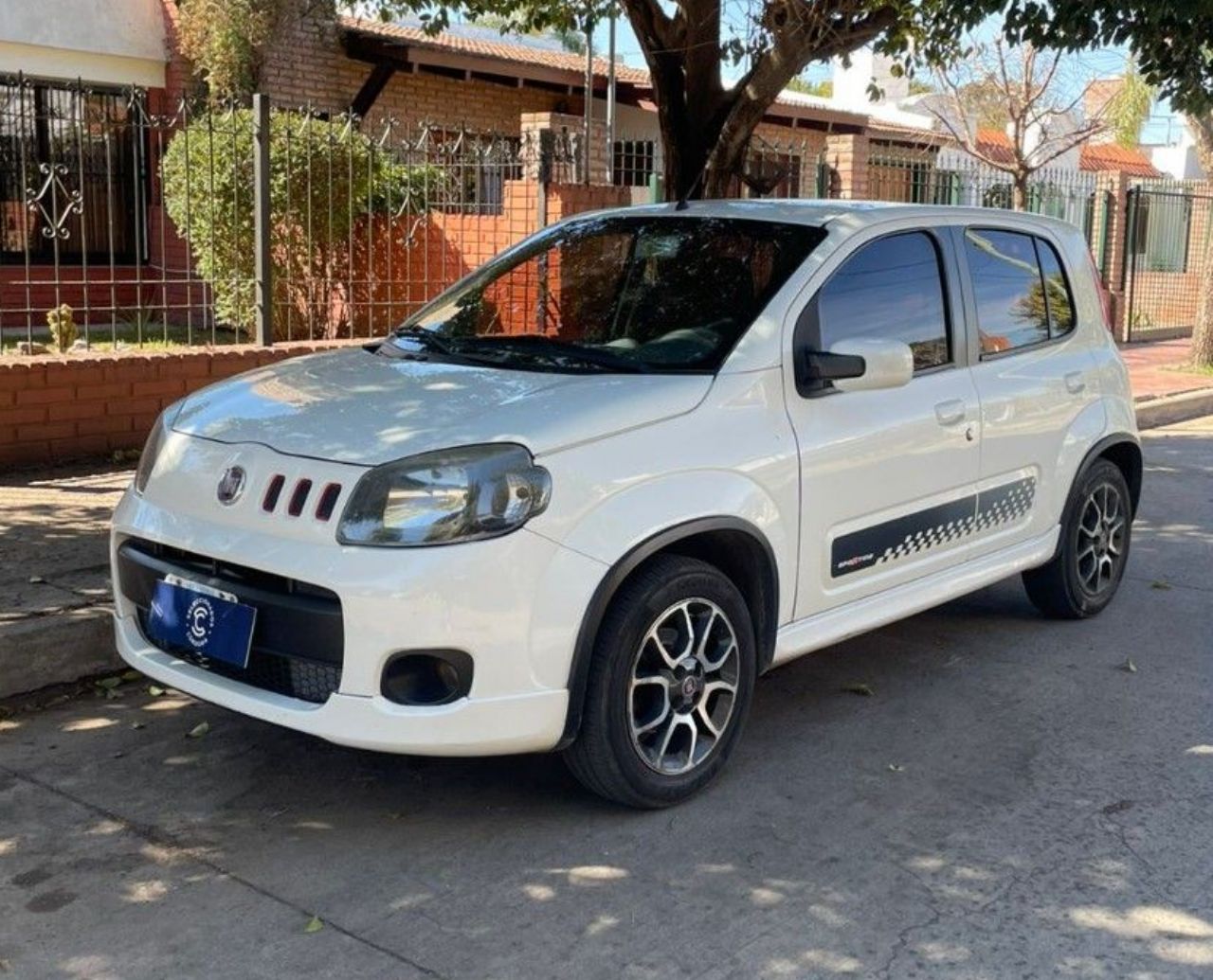Fiat Uno Evo Usado Financiado en Córdoba, deRuedas