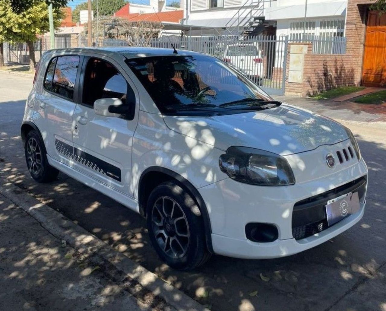 Fiat Uno Evo Usado Financiado en Córdoba, deRuedas