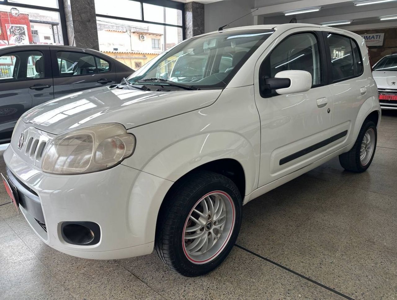 Fiat Uno Evo Usado Financiado en Mendoza, deRuedas