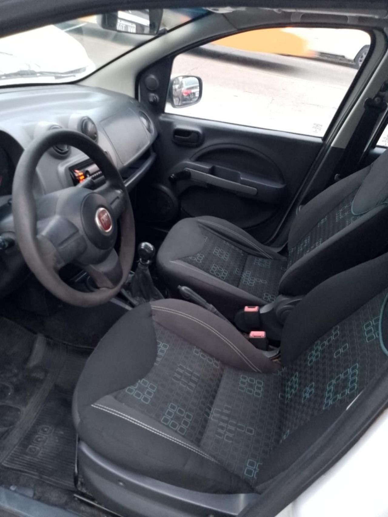 Fiat Uno Evo Usado Financiado en Córdoba, deRuedas