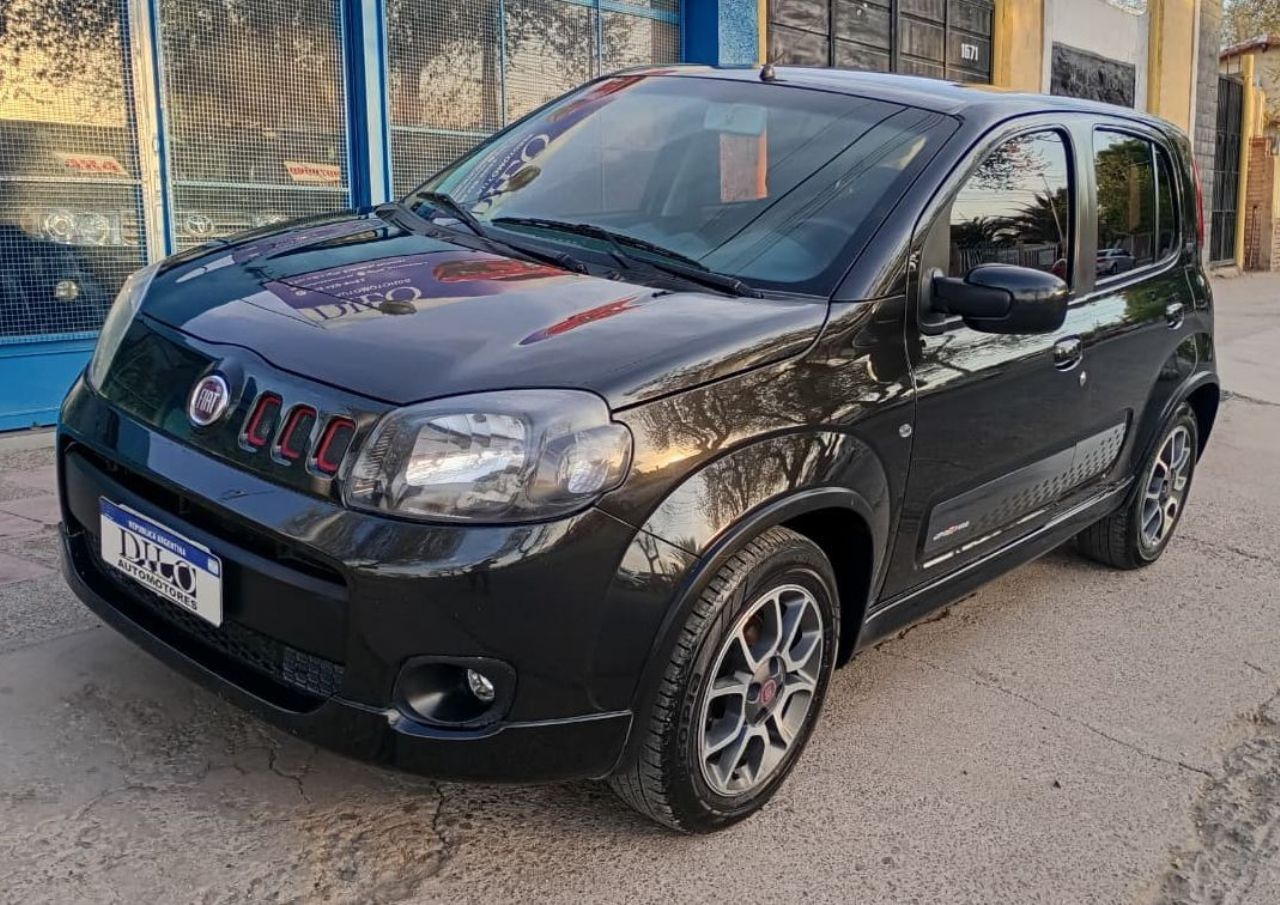 Fiat Uno Evo Usado Financiado en Mendoza, deRuedas