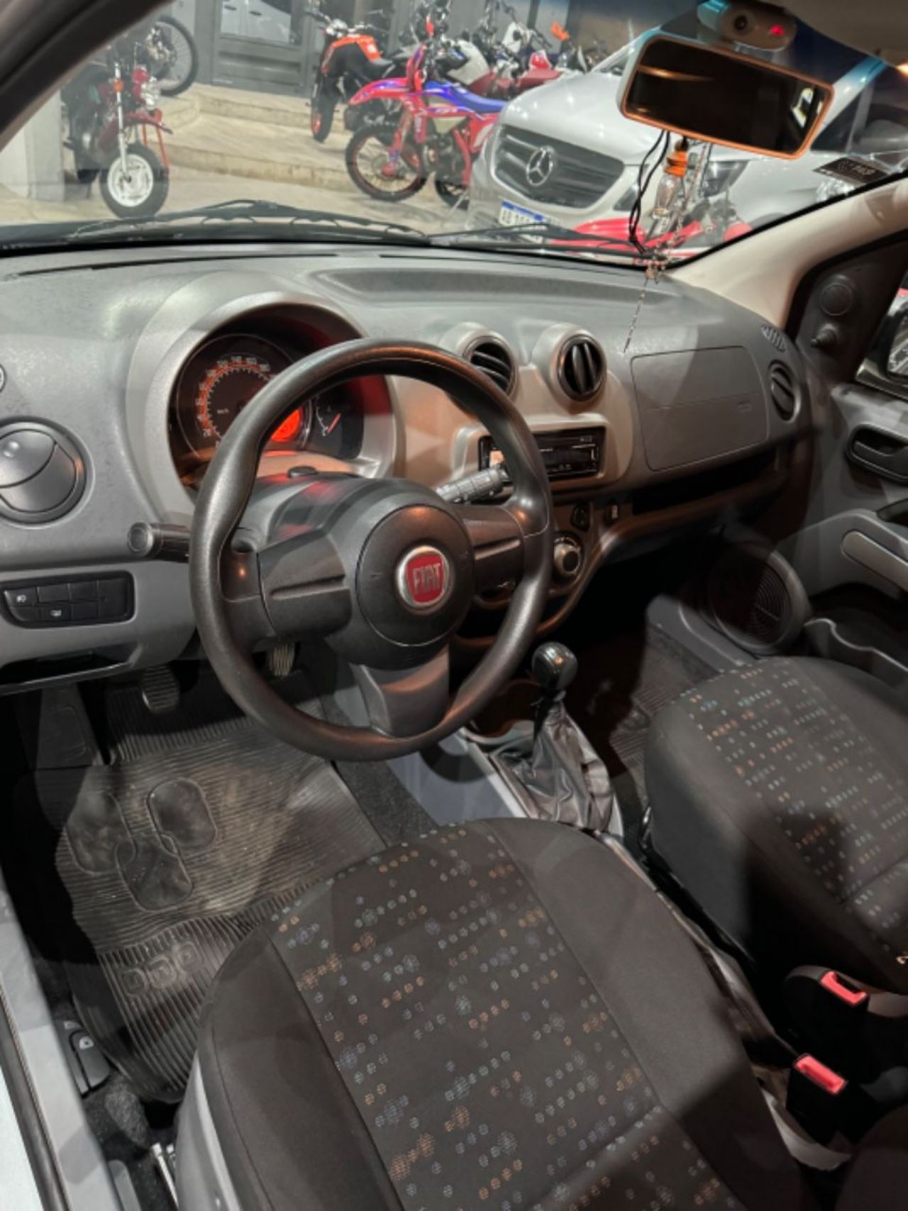 Fiat Uno Evo Usado Financiado en San Juan, deRuedas