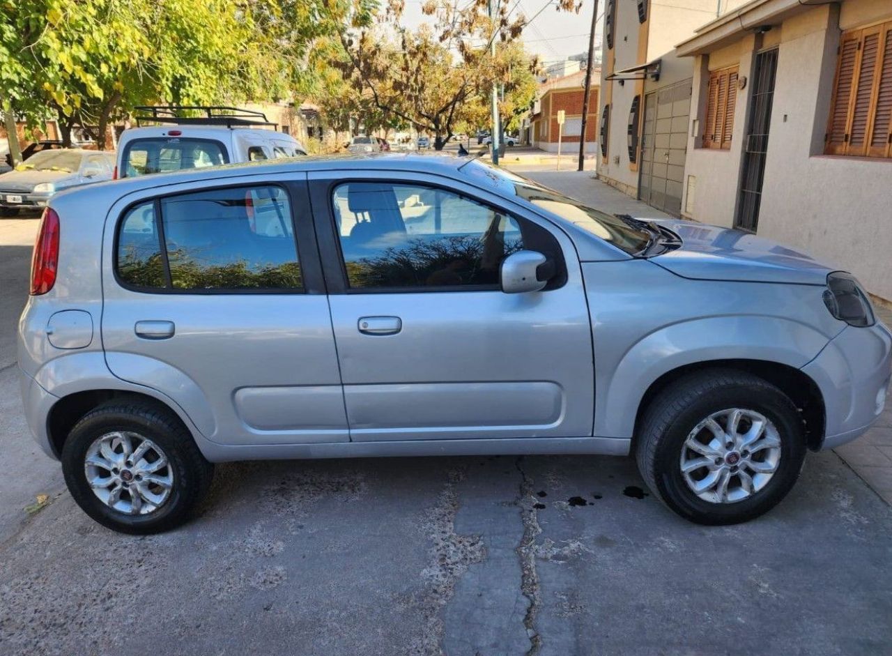 Fiat Uno Evo Usado en Mendoza, deRuedas