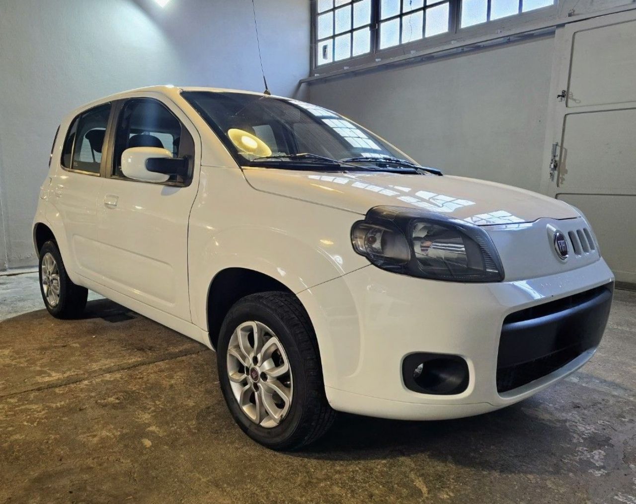 Fiat Uno Evo Usado Financiado en Mendoza, deRuedas