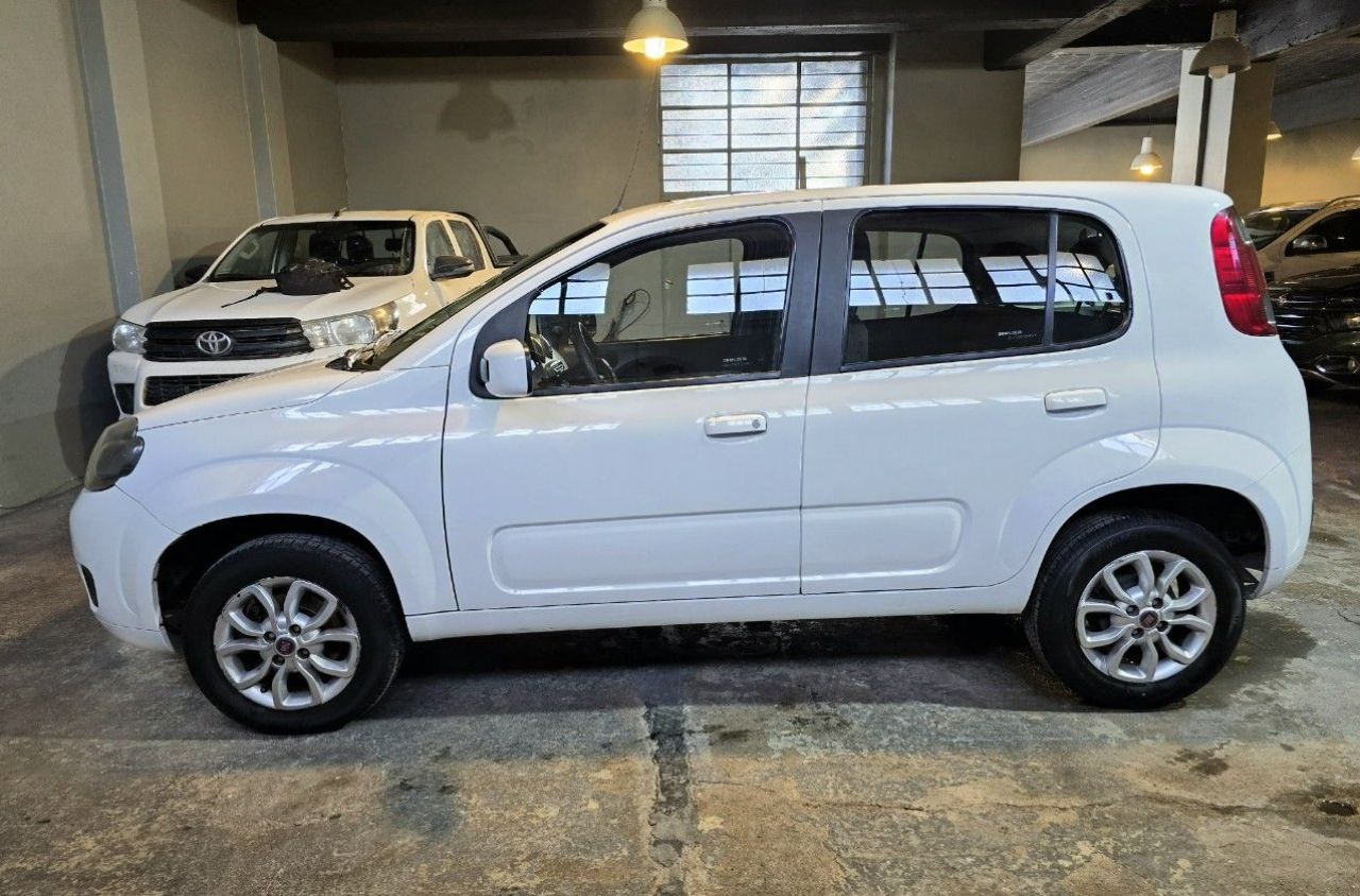 Fiat Uno Evo Usado Financiado en Mendoza, deRuedas