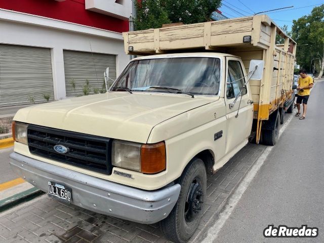 Ford 350 Usado en Mendoza, deRuedas