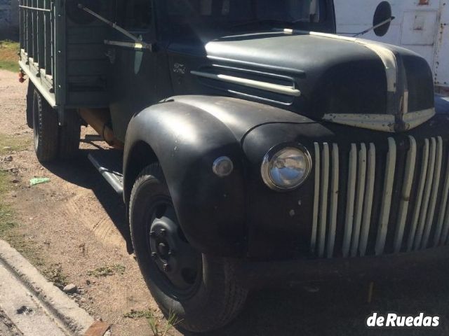 Ford 600 Usado en Mendoza, deRuedas