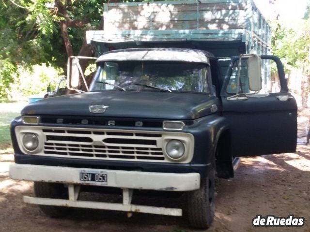 Ford 600 Usado en Mendoza, deRuedas