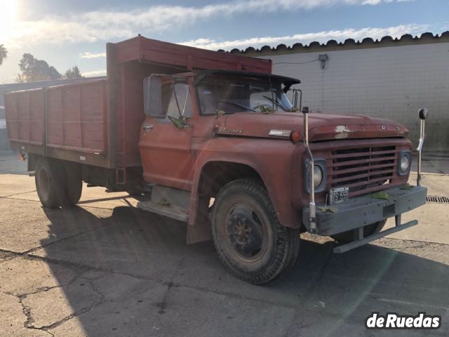 Ford 600 Usado en Mendoza, deRuedas