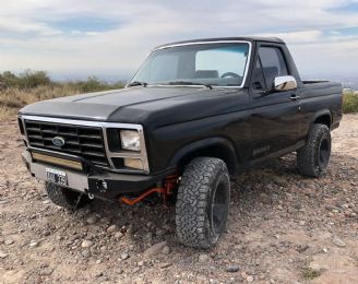 Ford Bronco Usada en Mendoza