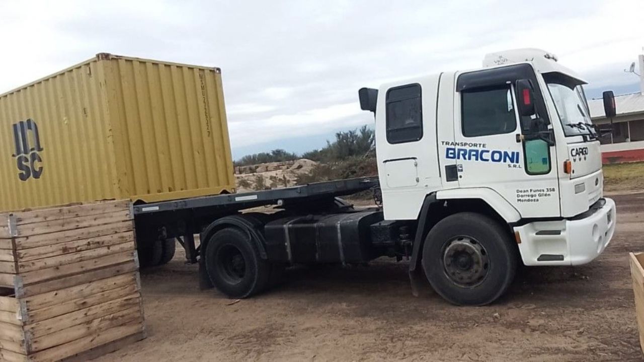 Ford Cargo Usado en Mendoza, deRuedas