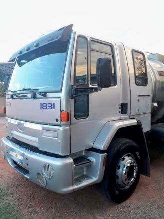 Ford Cargo Usado en Mendoza