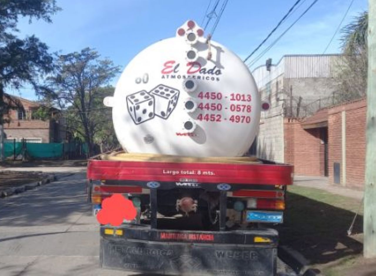 Ford Cargo Usado en Buenos Aires, deRuedas