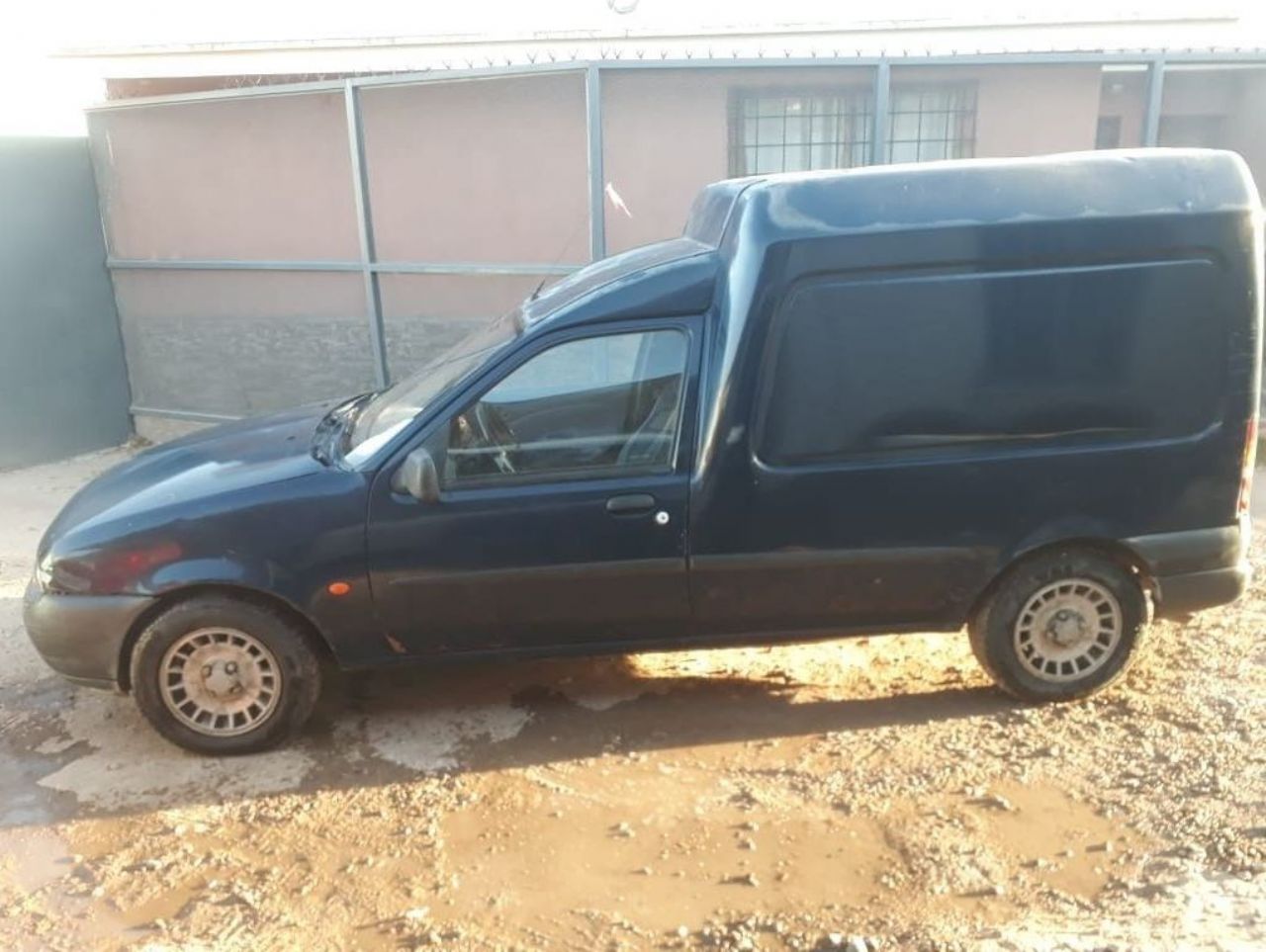 Ford Courier Usada en Mendoza, deRuedas