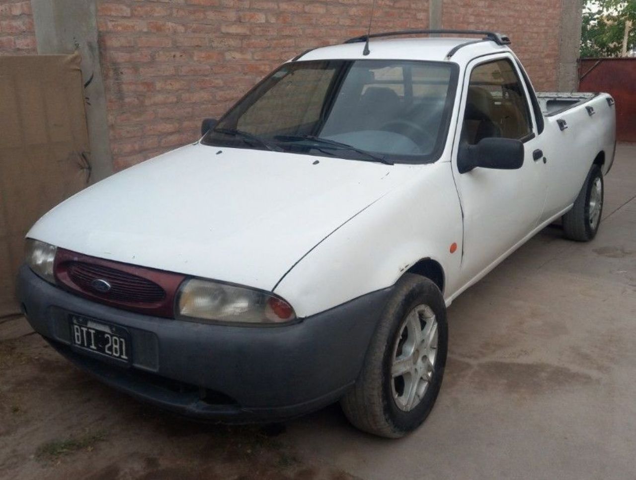 Ford Courier Usada en San Juan, deRuedas